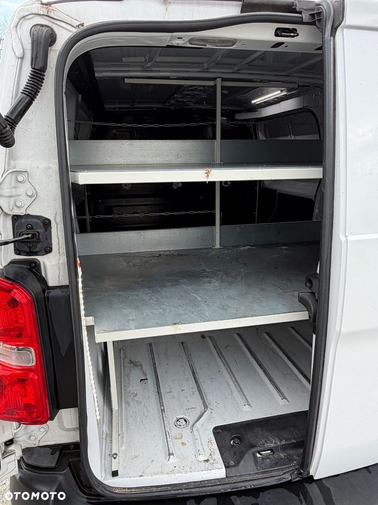 Opel Vivaro - 20