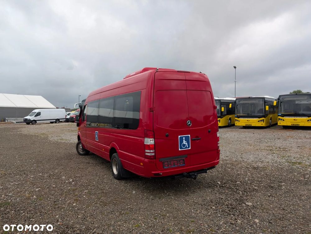 Mercedes-Benz Sprinter 519 - 8