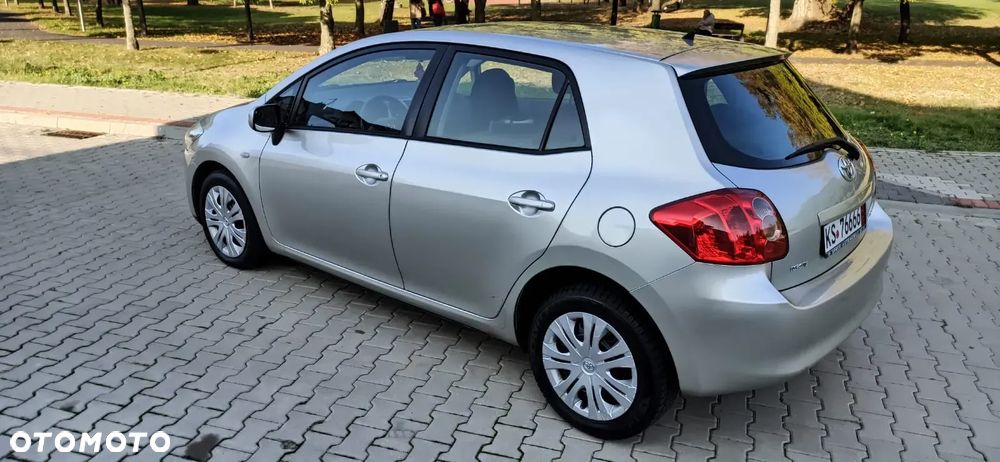 Toyota Auris 1.6 Dynamic MS - 15