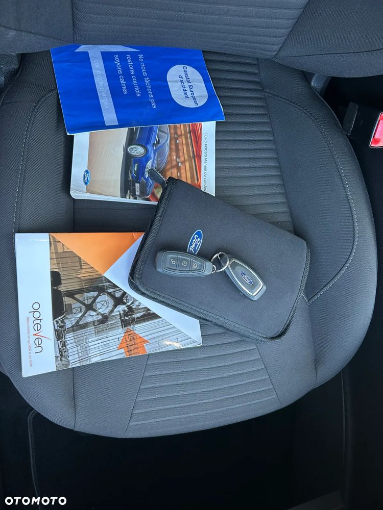 Ford Focus 1.5 EcoBlue Start-Stopp-System TITANIUM - 34