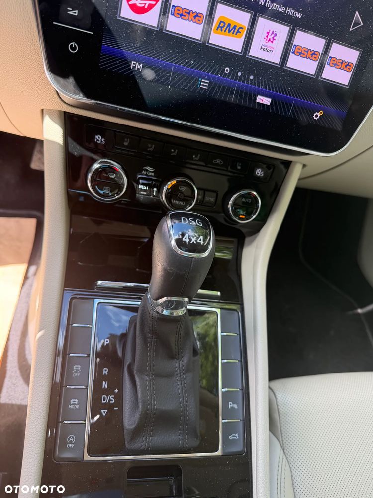 Skoda Superb 2.0 TSI 4x4 L&K DSG - 20