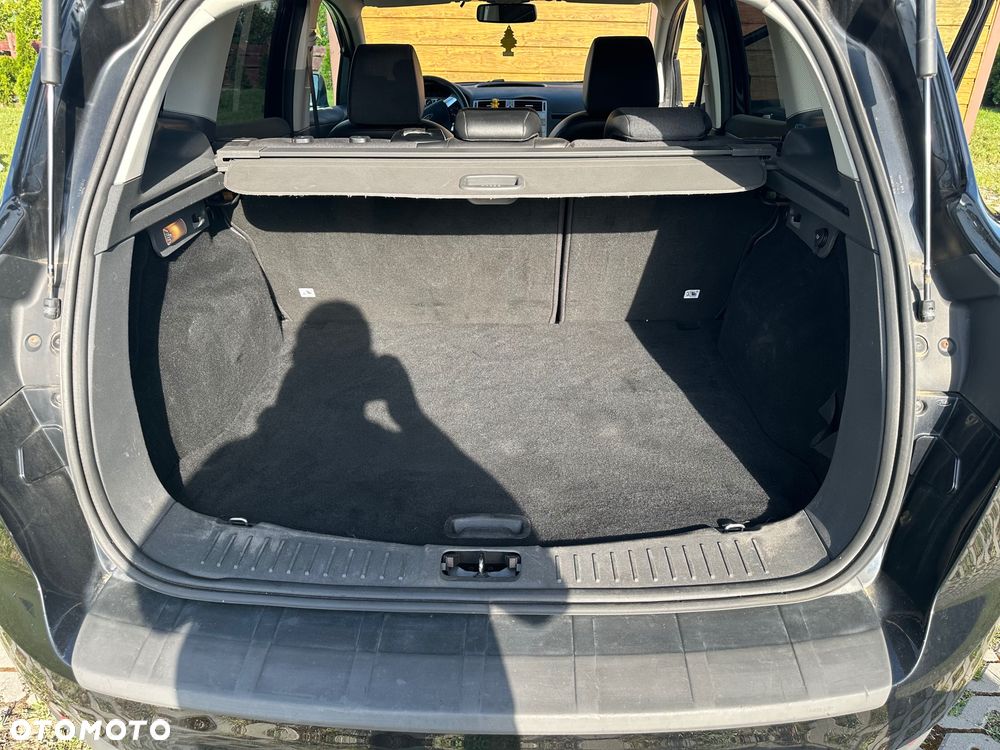 Ford Kuga - 8