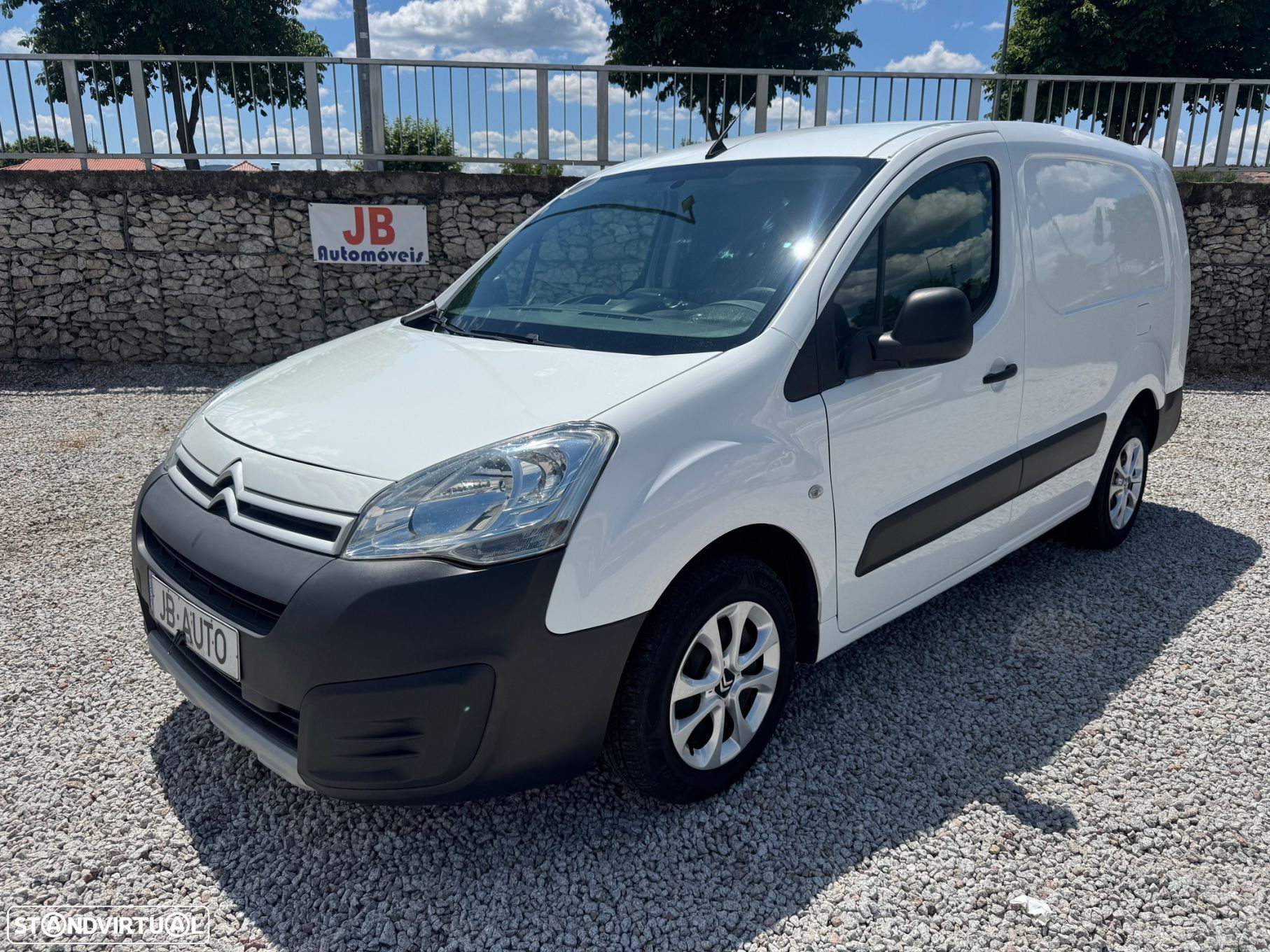 Citroën Berlingo 1.6 e-HDi L2 Club 3L ETG6 - 1