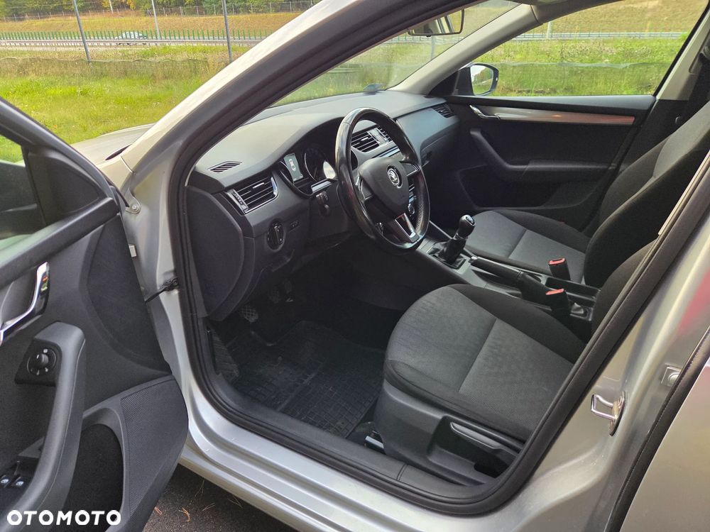 Skoda Octavia - 11