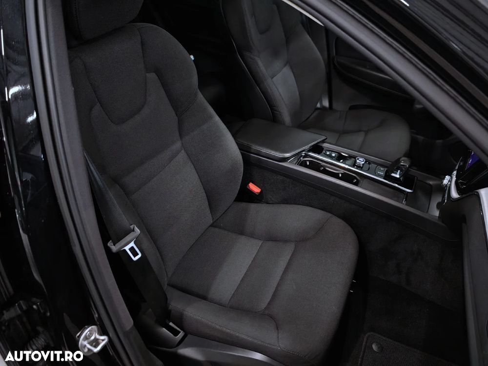 Volvo XC 60 T6 AWD Recharge Geartronic Inscription - 9