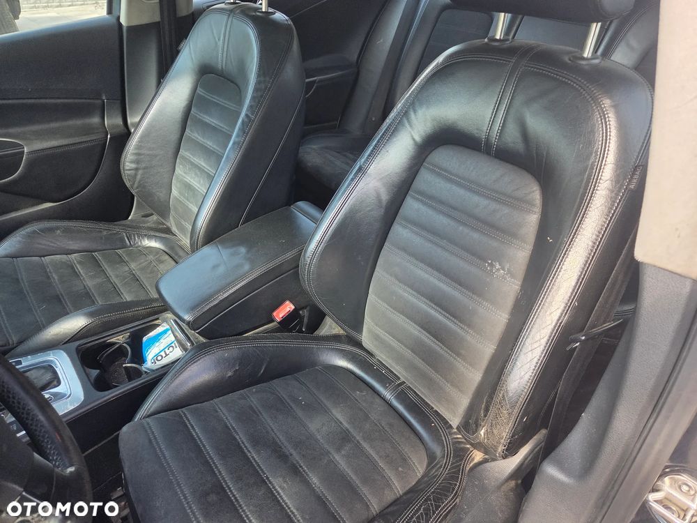Volkswagen Passat 2.0 TDI Highline DSG - 9