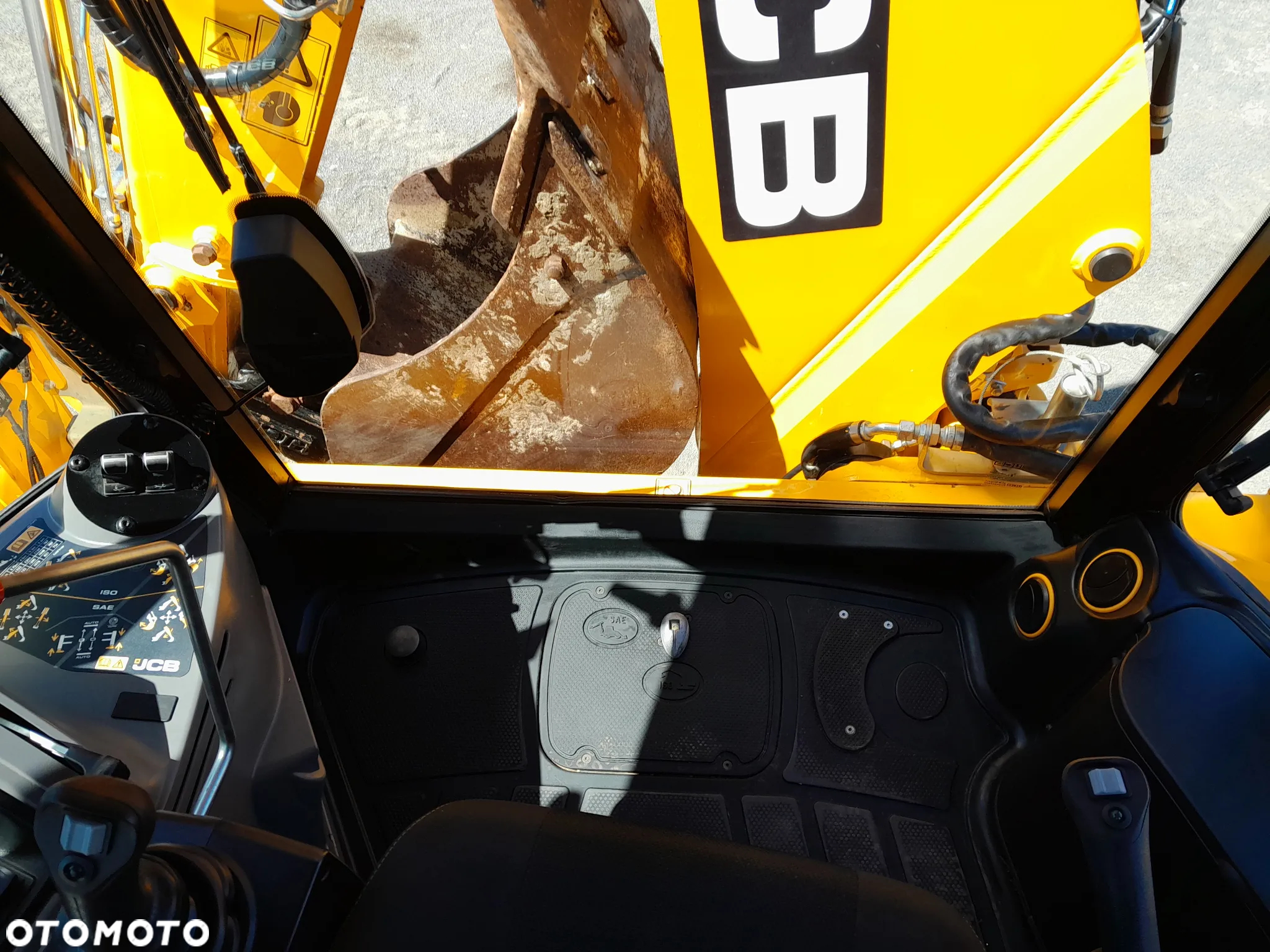JCB 3CX  AEC - 20
