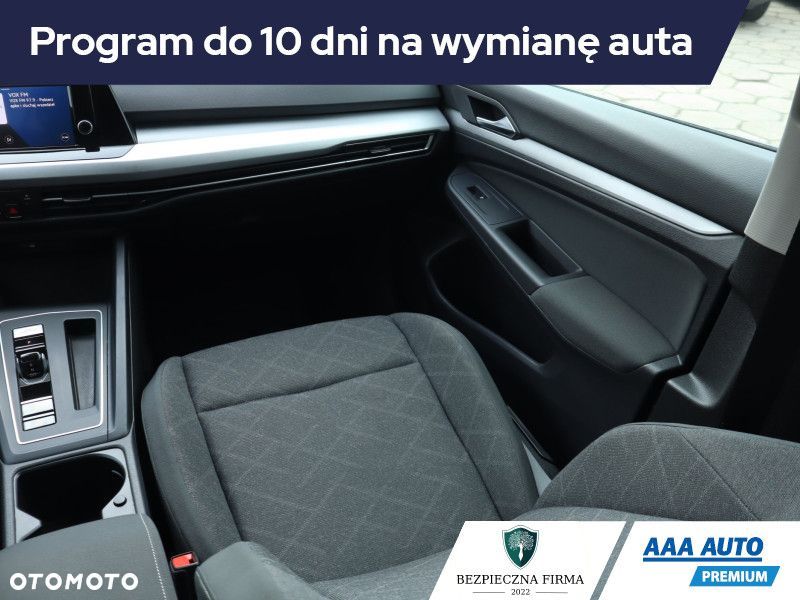 Volkswagen Golf Variant - 10