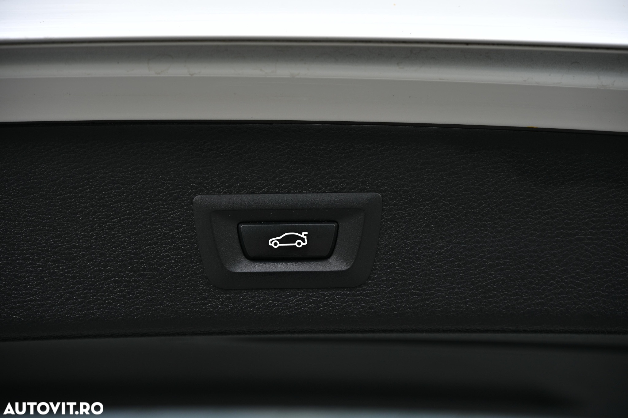 BMW X3 xDrive20d - 33