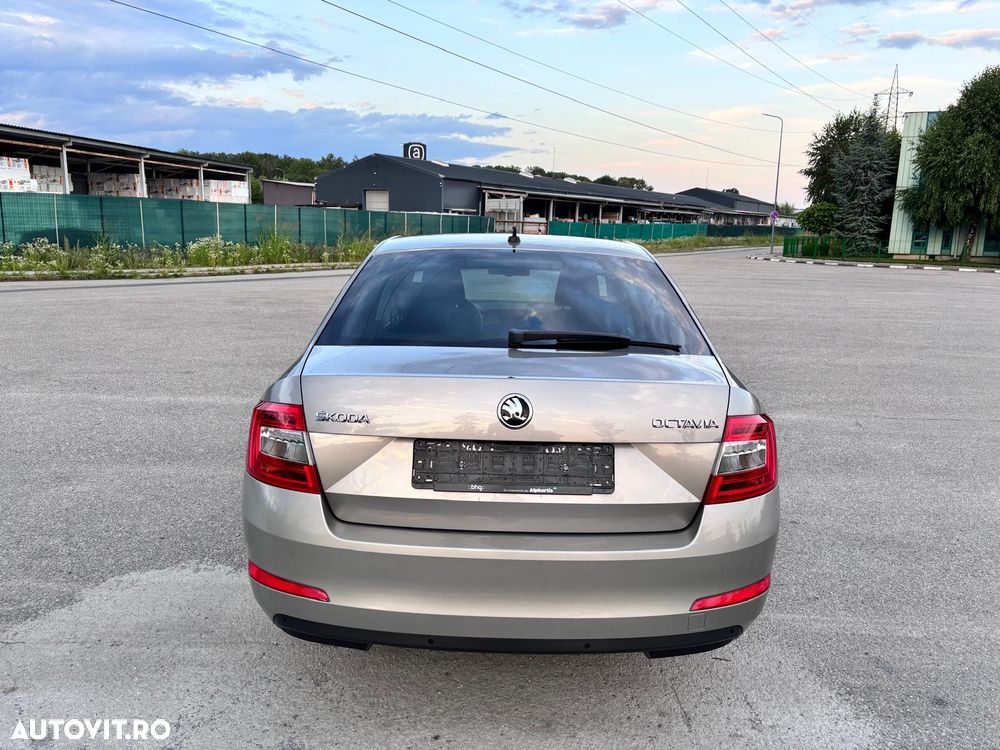 Skoda Octavia 2.0 TDI Ambition - 7