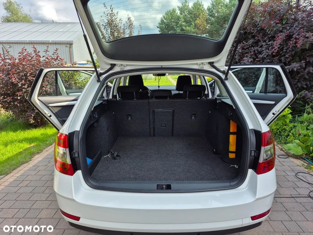 Skoda Octavia Combi 1.5 TGI G-TEC DSG Ambition - 2