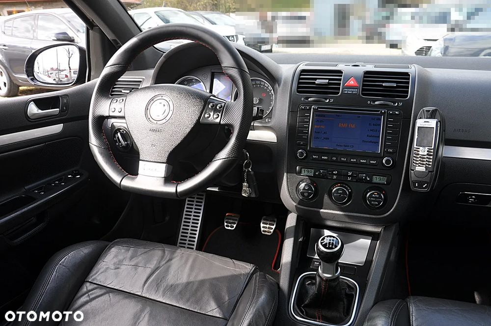 Volkswagen Golf 2.0 GTI - 21