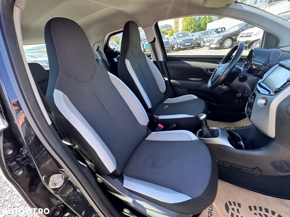 Toyota Aygo - 10