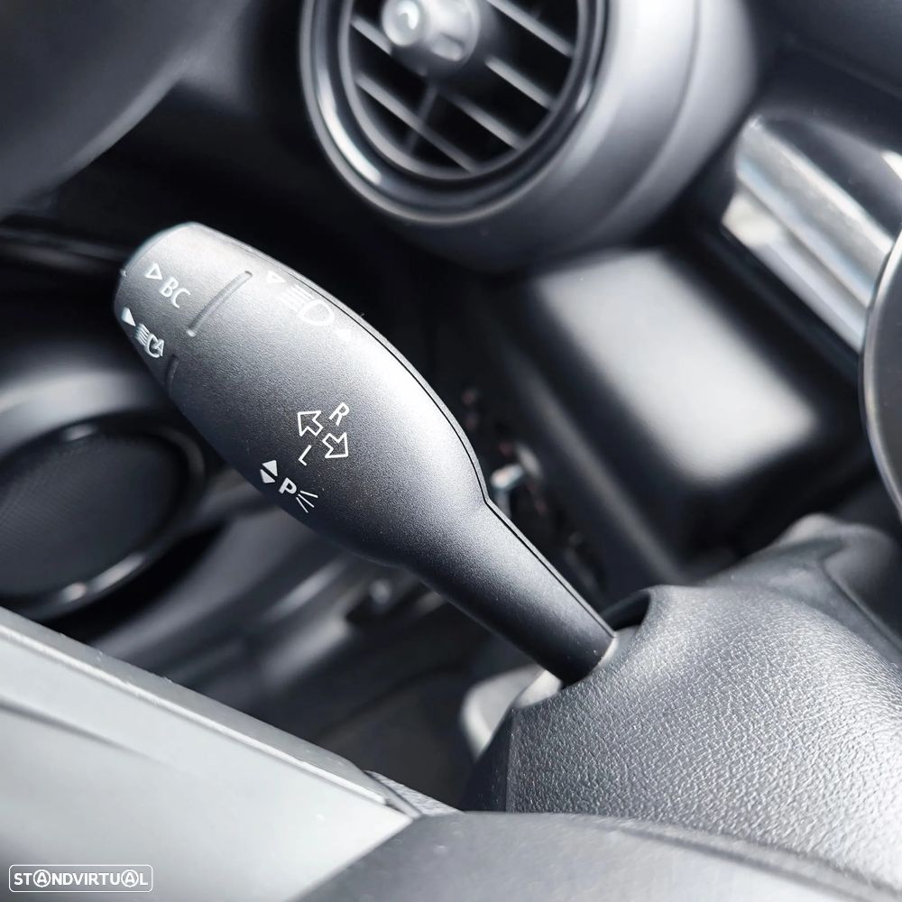 MINI 3 Portas Cooper SE - 17