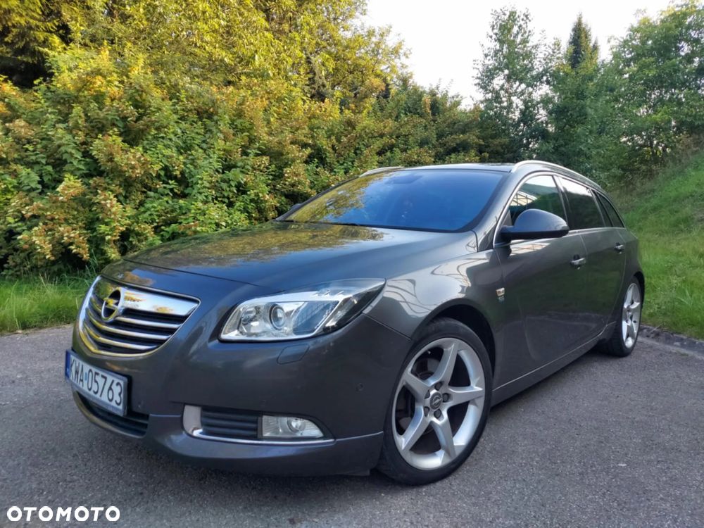 Opel Insignia 2.0 CDTI Sports Tourer - 1