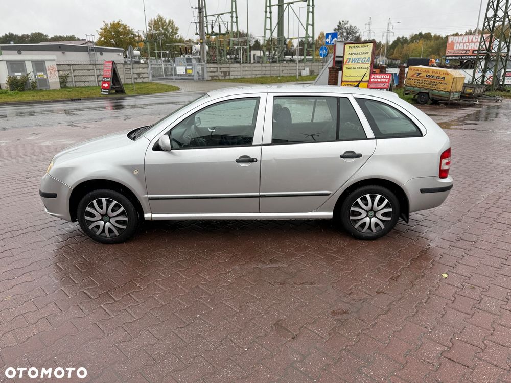 Skoda Fabia - 6