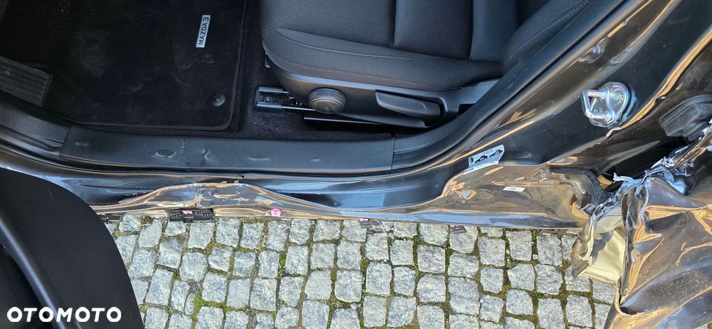 Mazda 3 2.0 mHEV Homura - 9