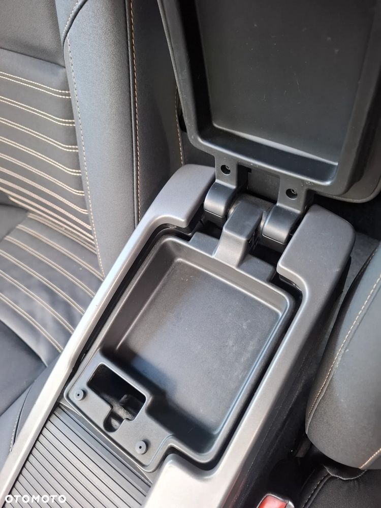 Volvo V50 1.6D Momentum - 14