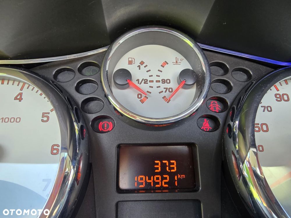Peugeot 207 CC 1.6 Intense - 7