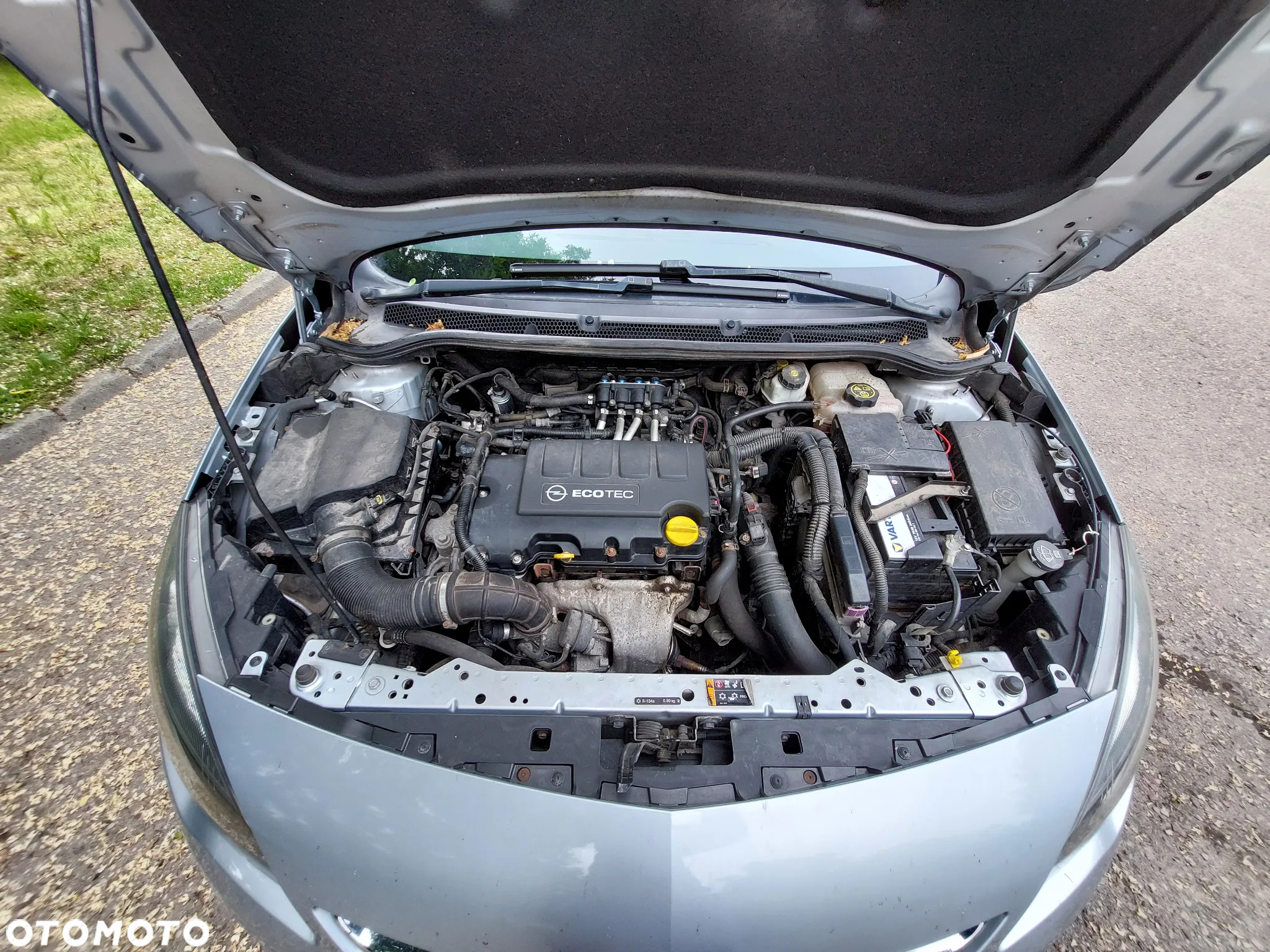 Opel Astra IV 1.4 T Business EU6 - 2