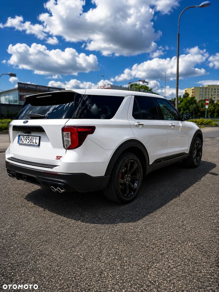 Ford Explorer 3.0 EcoBoost PHEV 4WD ST-Line - 13
