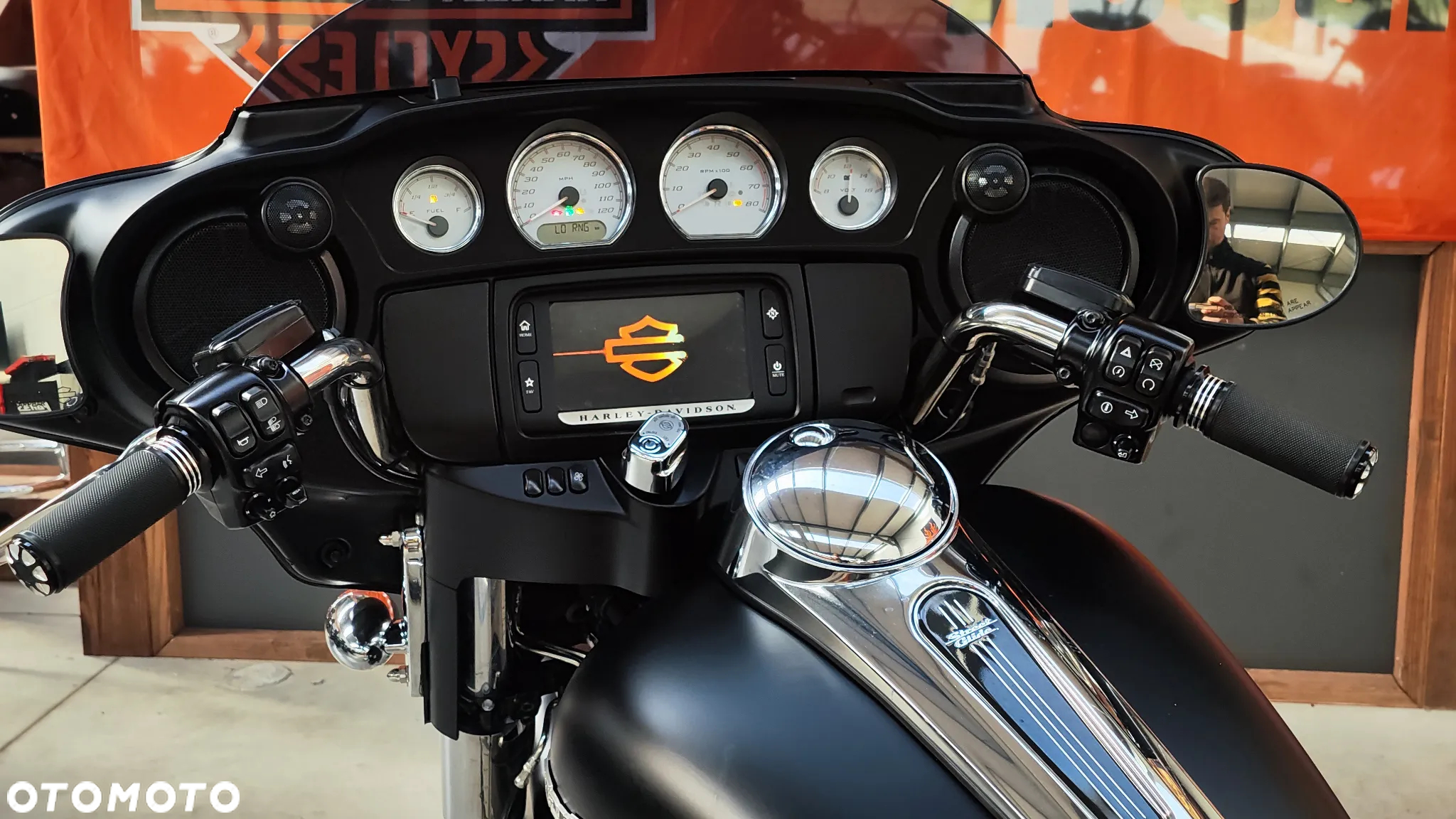 Harley-Davidson FLHXS Special - 14
