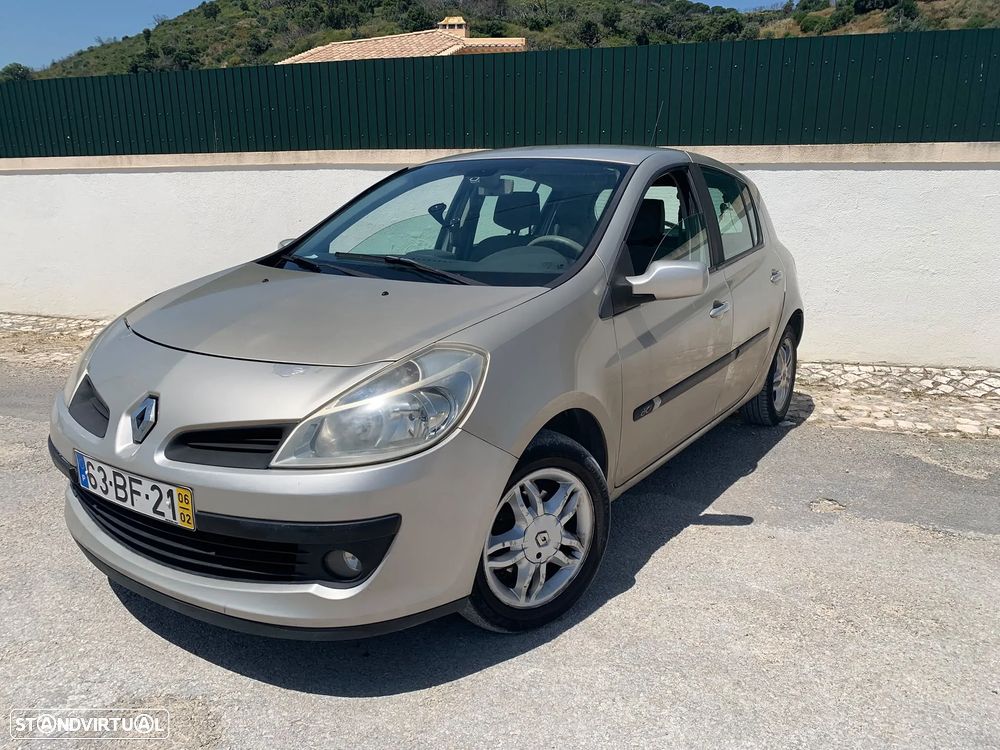 Renault Clio 1.5 dCi Confort - 2