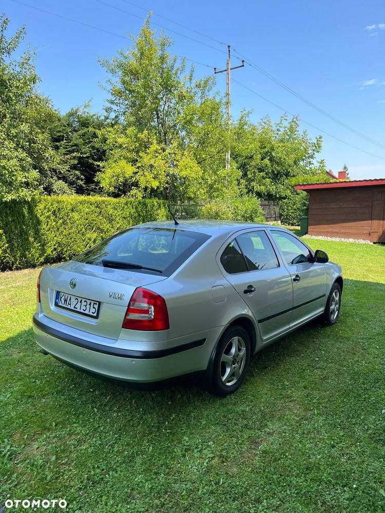 Skoda Octavia 1.6 Tour - 5
