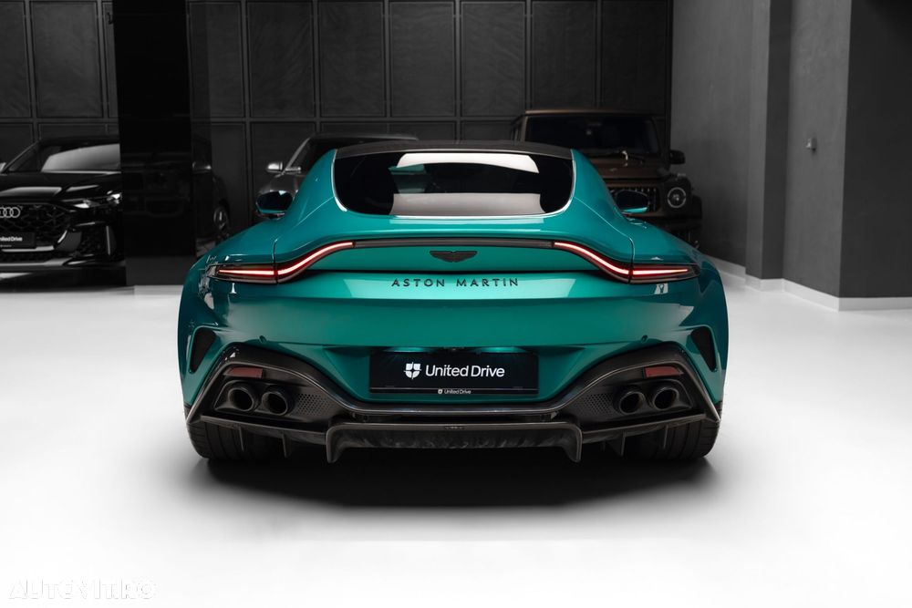 ASTON MARTIN V8 Vantage 2024 — imagine 36