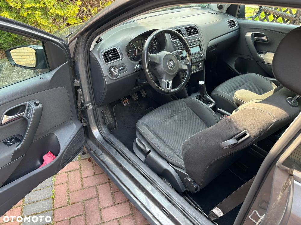 Volkswagen Polo 1.6 TDI DPF Highline - 6