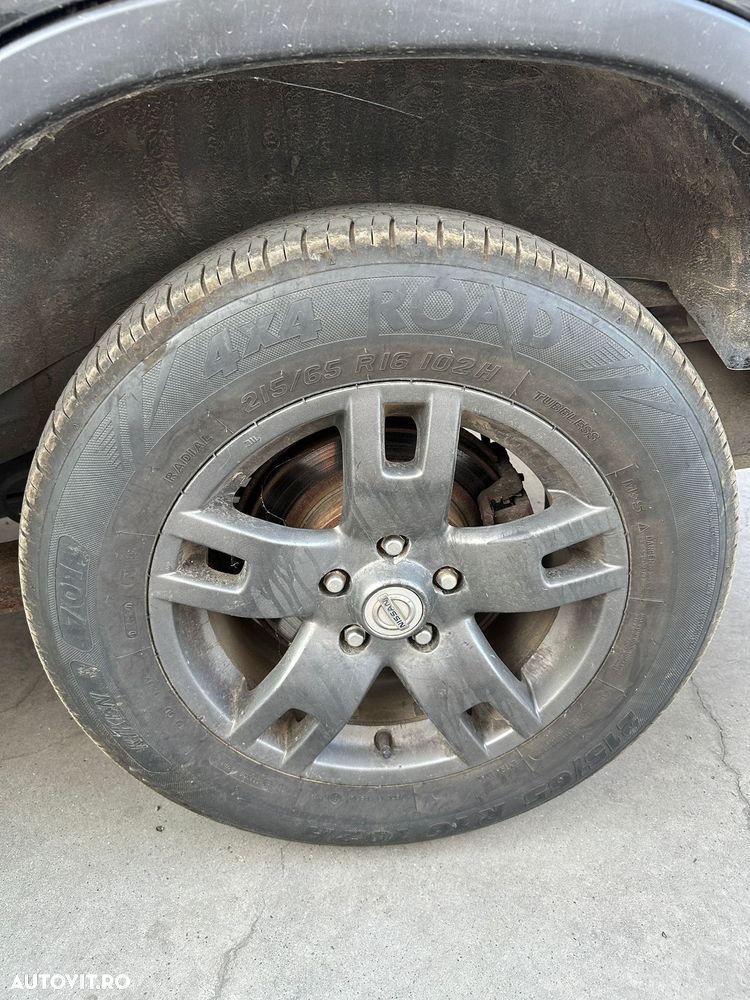 Nissan X-Trail - 10