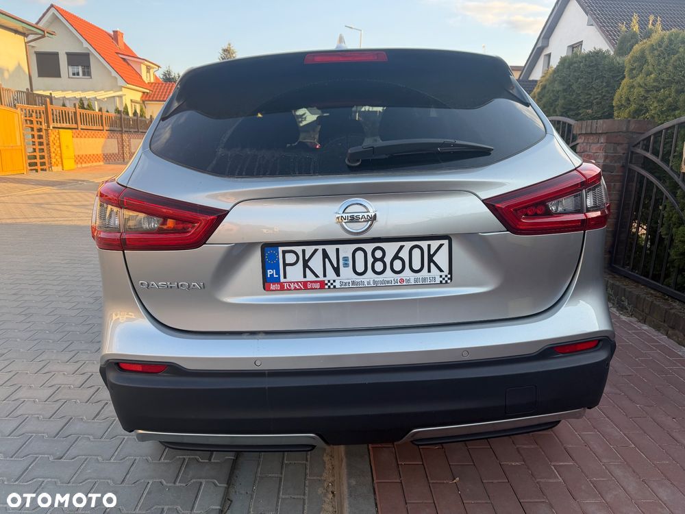 Nissan Qashqai 1.2 DIG-T N-Connecta Xtronic EU6 - 40