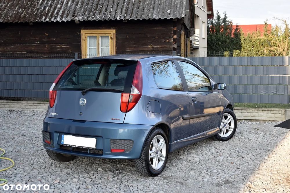 Fiat Punto 1.4 16V Sporting - 13