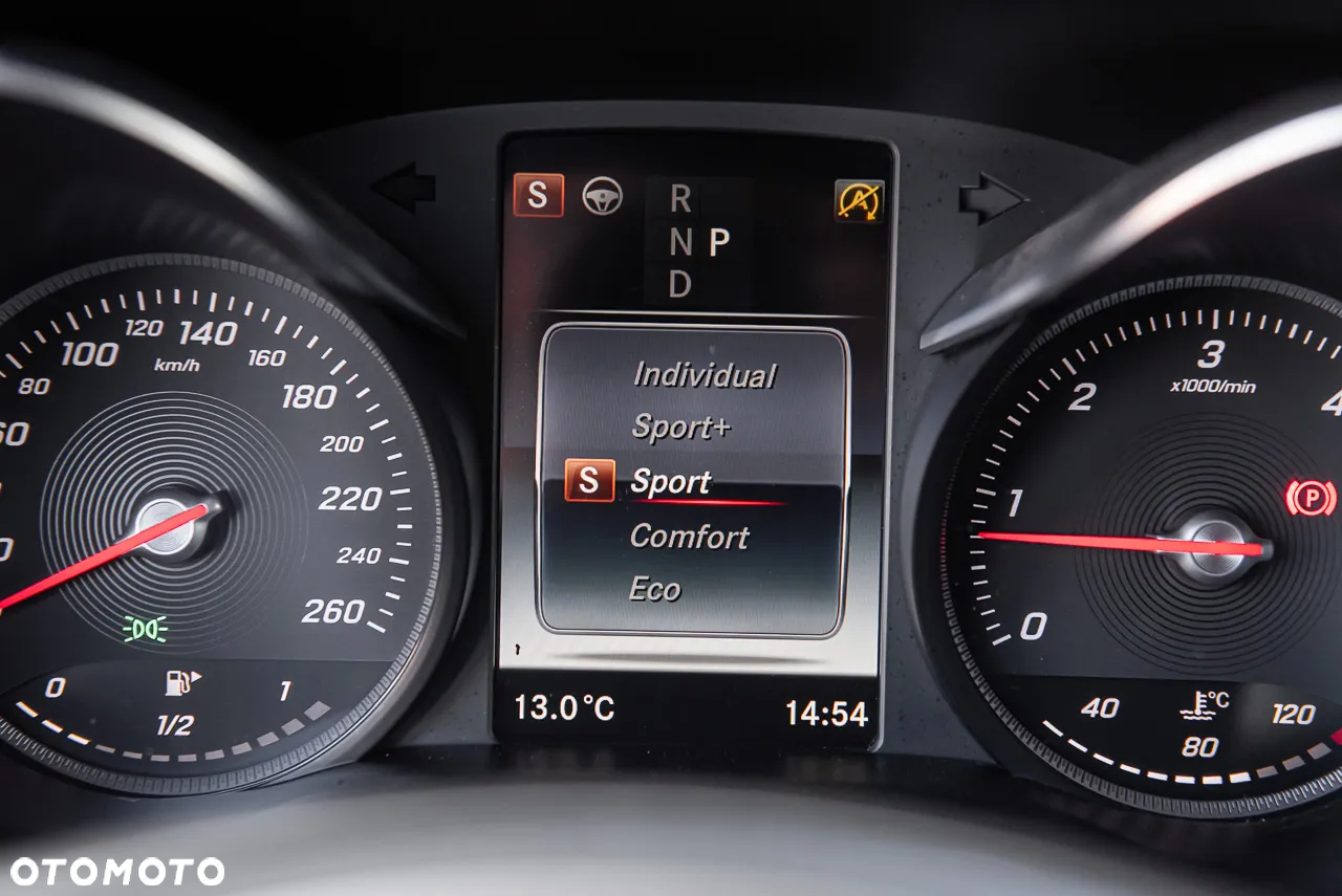 Mercedes-Benz GLC 220 d 4-Matic - 22