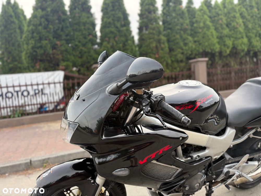 Honda VTR - 21