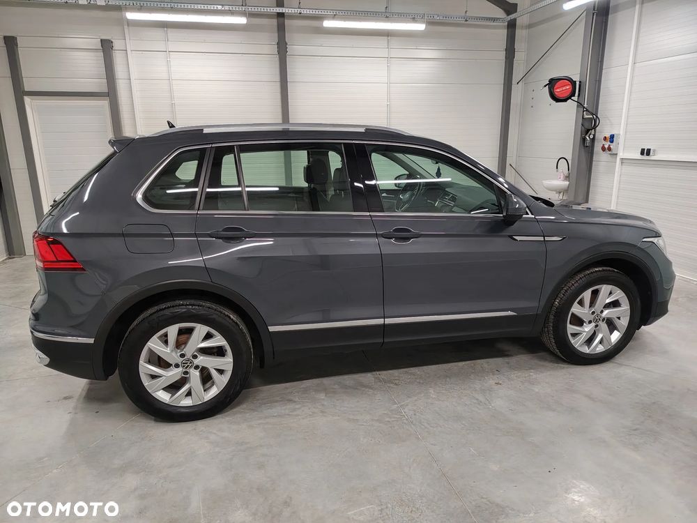 Volkswagen Tiguan 2.0 TDI SCR 4MotION DSG Elegance - 14