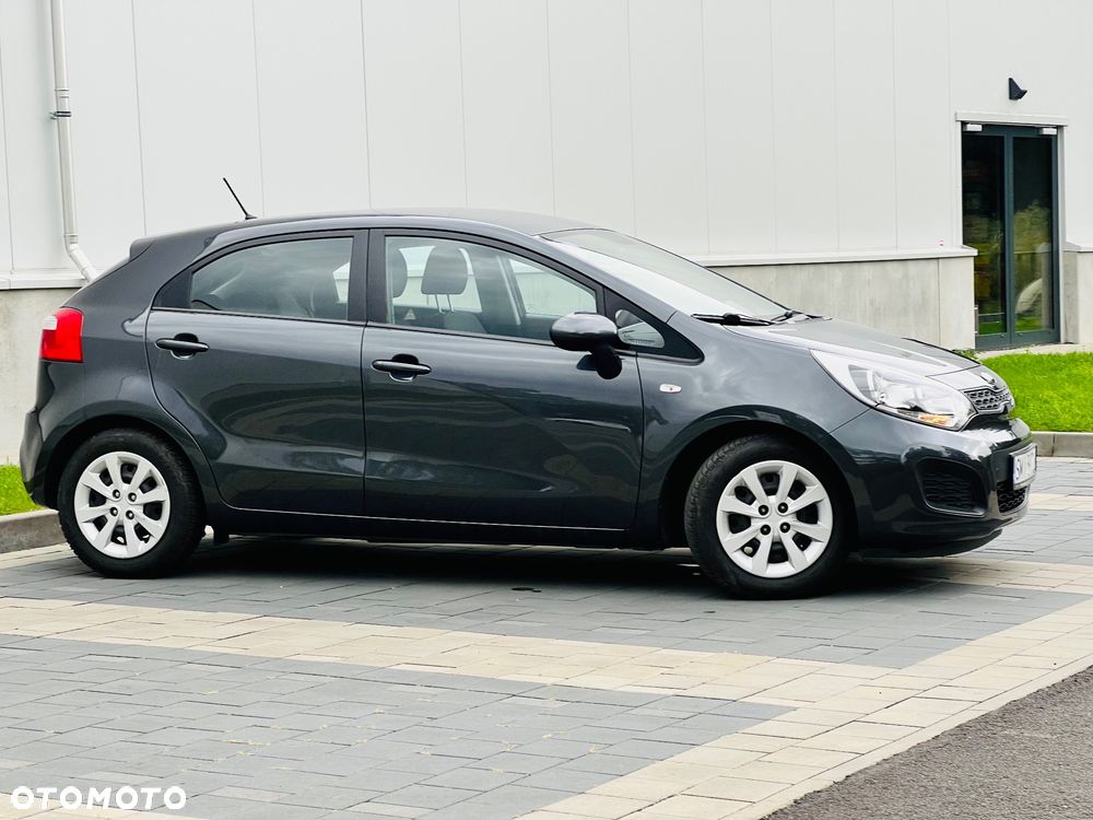 Kia Rio - 14