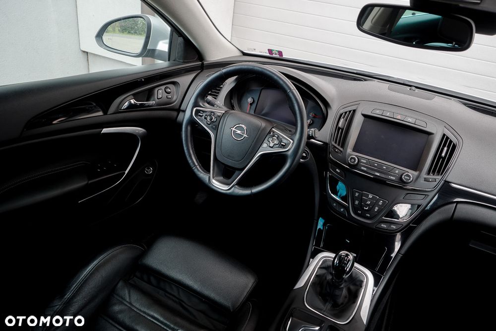 Opel Insignia 1.6 T Cosmo S&S - 40