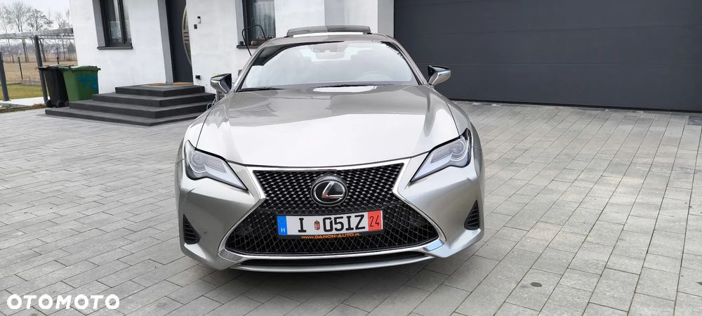 Lexus RC - 11