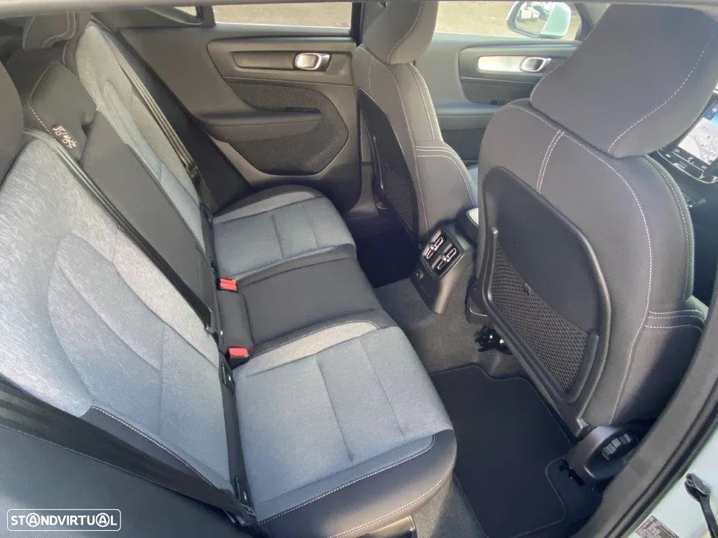 Volvo XC 40 1.5 T4 PHEV Core - 12