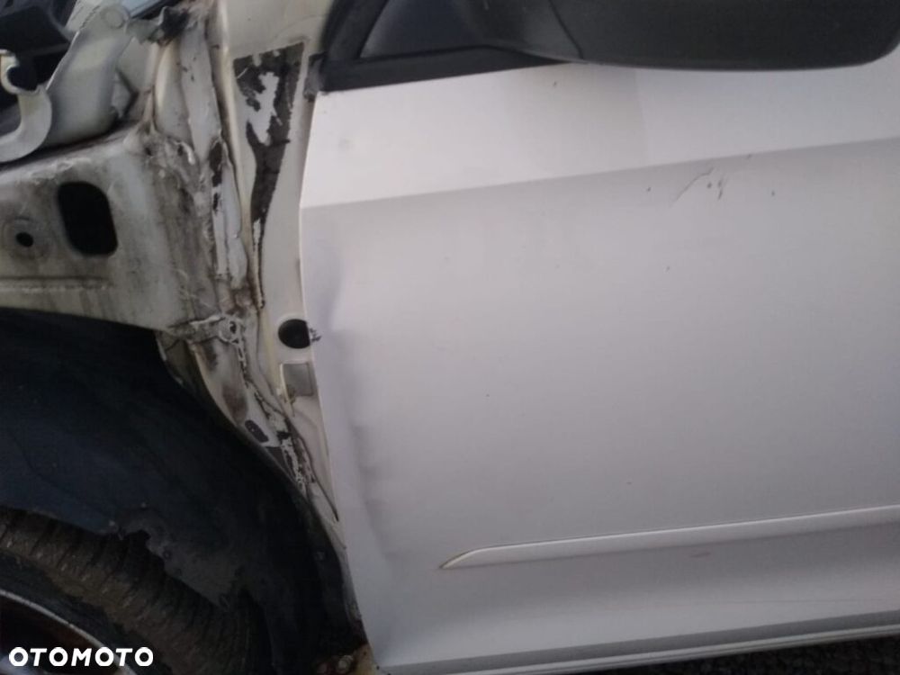 Skoda RAPID 1.6 TDI Drive - 16