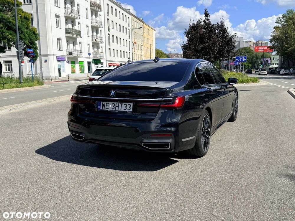 BMW Seria 7 740d xDrive sport - 3