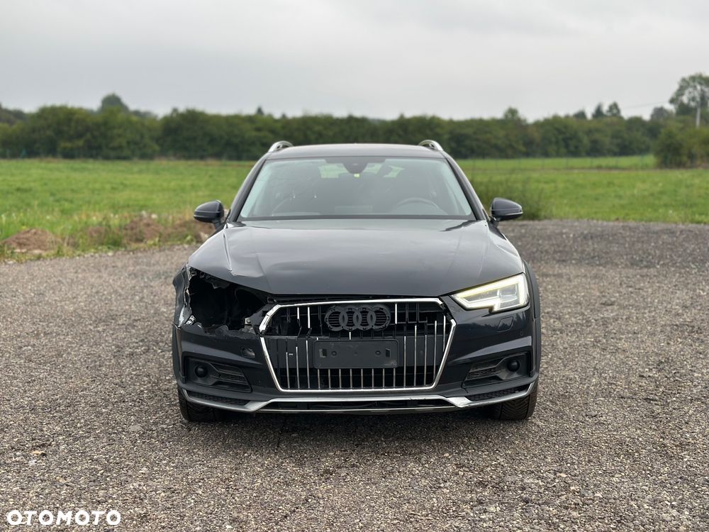 Audi A4 Allroad - 16