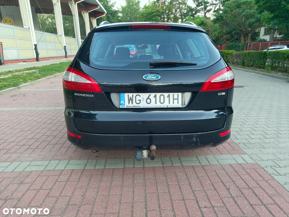 Ford Mondeo 2.0 TDCi Ambiente - 4