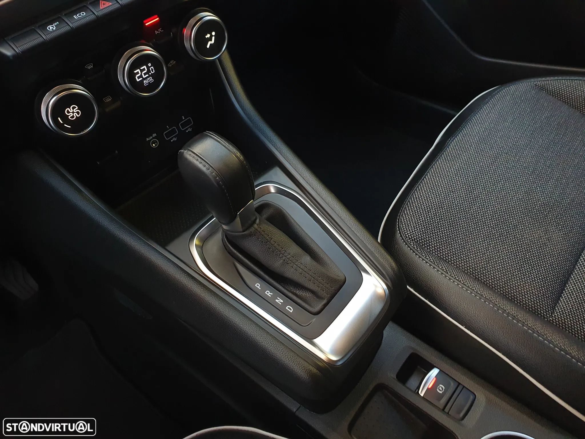 Renault Captur 1.5 dCi Exclusive EDC - 8