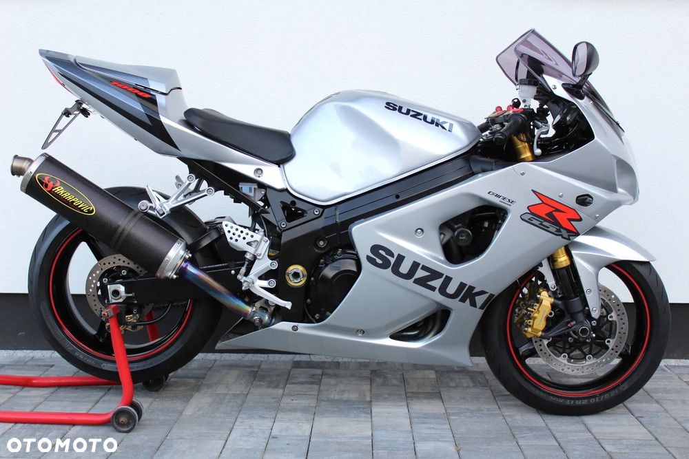 Suzuki GSX-R - 6