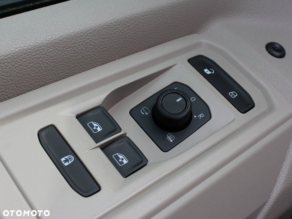 Volkswagen California - 21