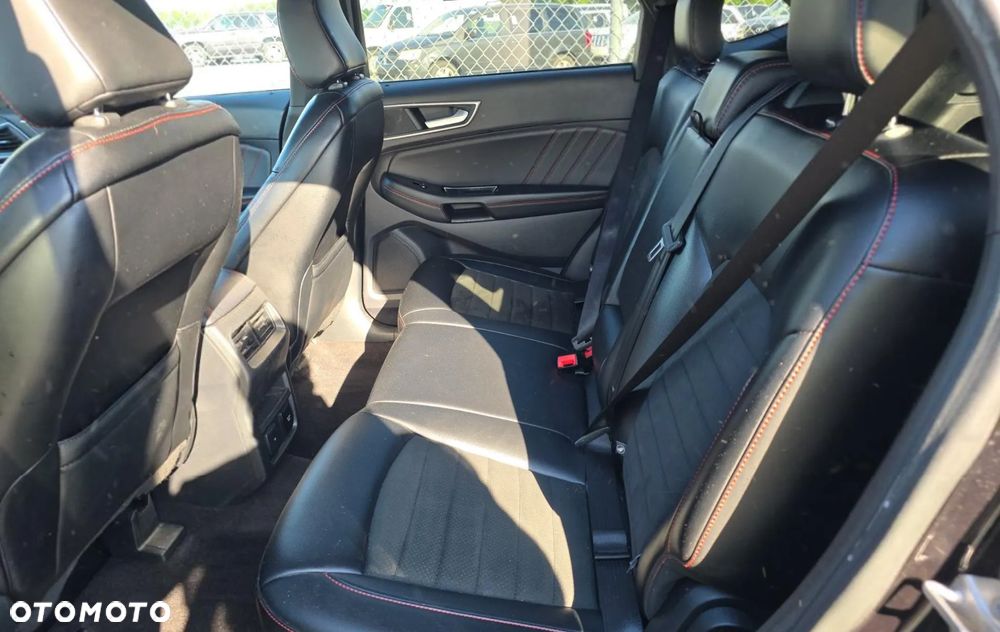 Ford Edge - 17