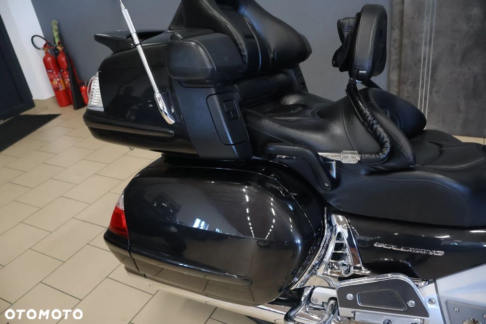 Honda GL - 10