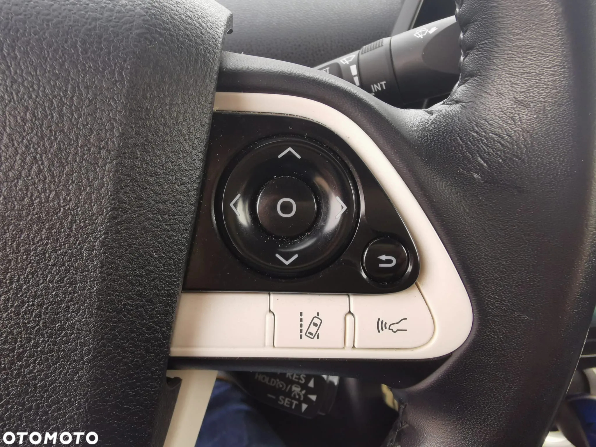 Toyota Prius Plug-in (Hybrid) Comfort - 40